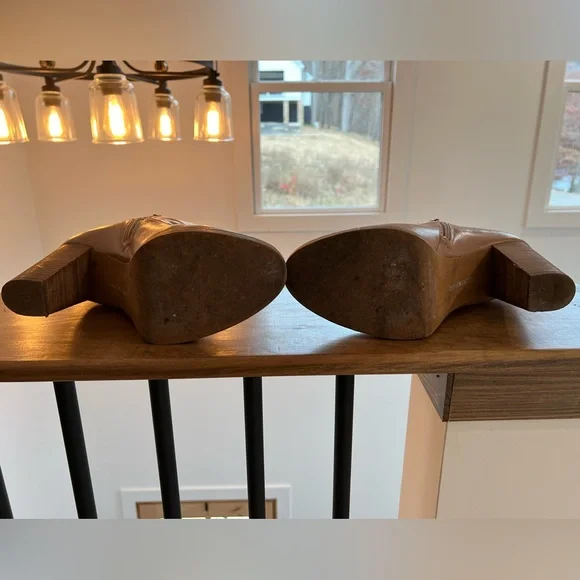 Lucky Brand Quintei Heeled Boot Macaroon Leather - Picture 4 of 6